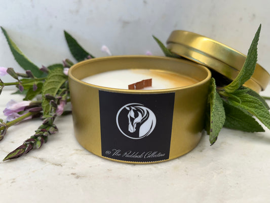 gold tin, gold mica in a luxury coconut wax candle
